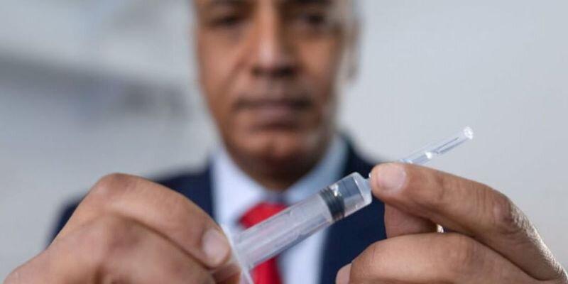 آزمایش واکسن کرونای آکسفورد در بریتانیا، برزیل و آفریقای جنوبی ادامه می یابد