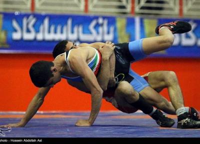 جلسه مدیر تیم های ملی کشتی با کادرفنی تیم های پایه برای مسابقات جهانی