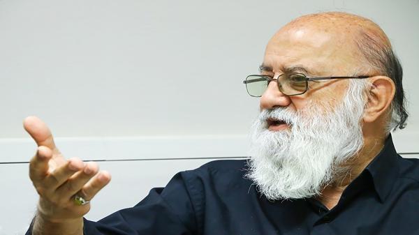 ماجرای بستری شدن چمران در بیمارستان چه بود؟ ماجرای بستری شدن چمران در بیمارستان چه بود؟