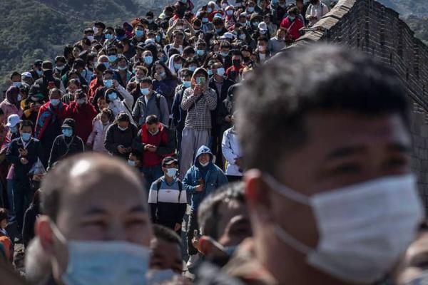 تورهای چین: ازدحام گردشگران روی دیوار چین باوجود پاندمی کرونا