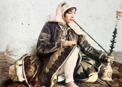 چهرۀ متفاوت زنان عصر قاجار در عکس های رنگی